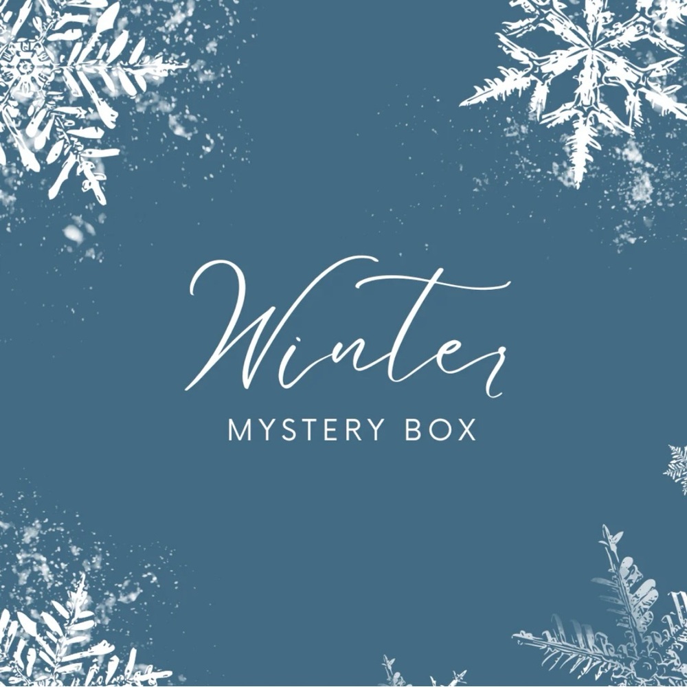 7 winter items surprise bag